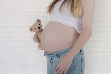 Mang thai ở tuổi vị thành niên có tốt không?
