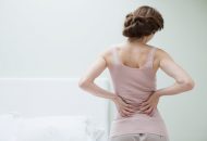 Đặt vòng tránh thai bị đau lưng vì sao?